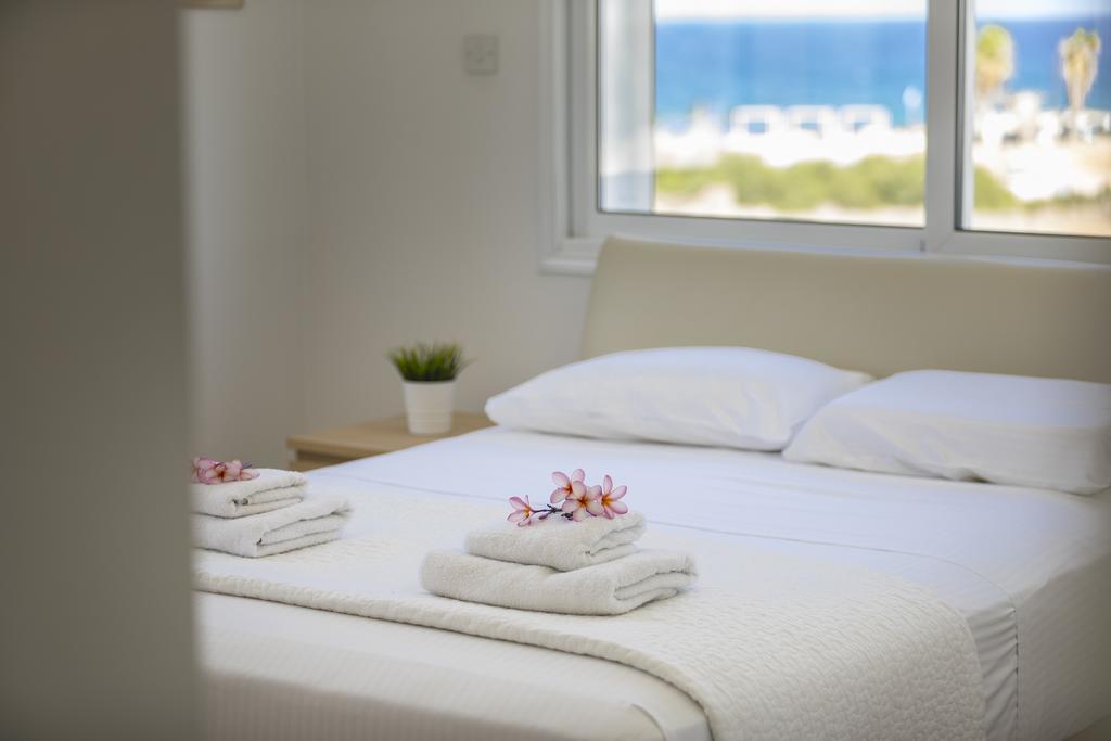 Protaras Villa Sandy Toes พาราลิมนี ภายนอก รูปภาพ