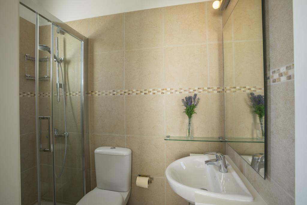 Protaras Villa Sandy Toes พาราลิมนี ภายนอก รูปภาพ